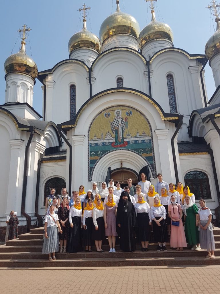 Паломническая поездка молодежи в Переславль-Залесский | Храм в честь  святого благоверного князя Андрея Боголюбского на Волжском г. Москвы